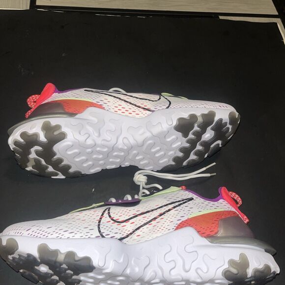 Size 13 - Nike React Vision Barely Volt Pink main image 7
